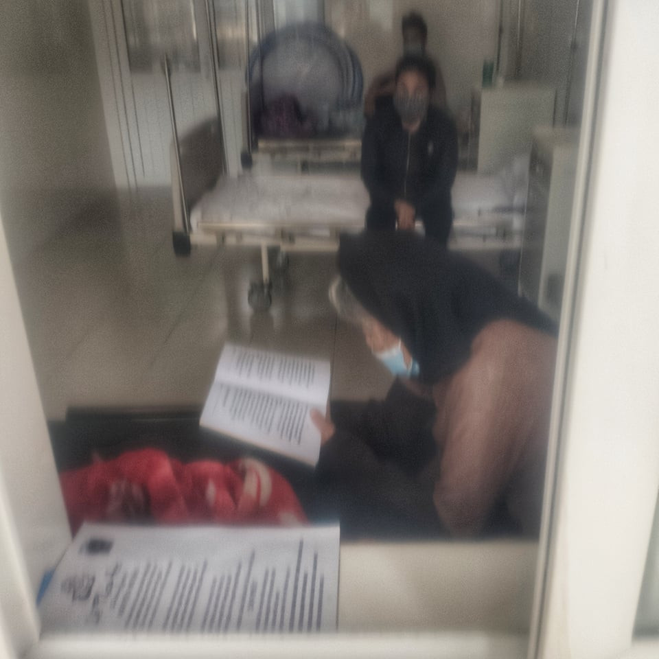 Am long nhat ky vao tam dich cua bac si “Hung Ngo”-Hinh-4