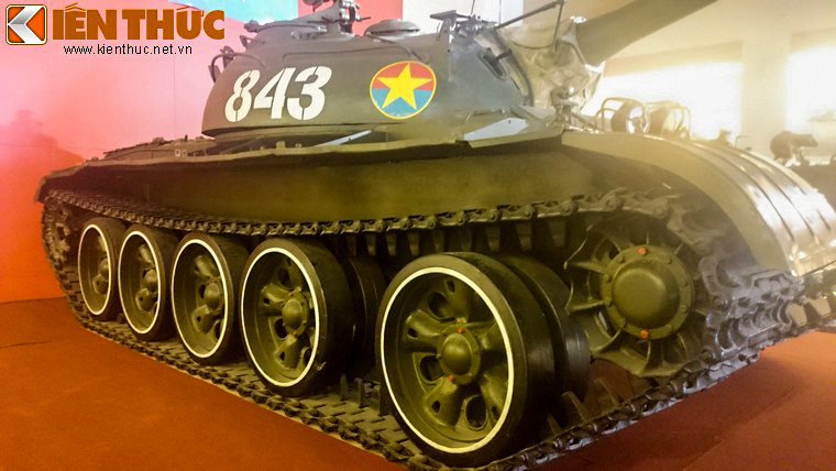 Chiếc xe tăng này đã vượt hàng nghìn kilomet trong hai tháng ngắn ngủi trước khi vào tới đích cuối đó là Dinh Độc Lập. Đầu tháng 3, kíp lái xe tăng số hiệu 843 tham gia chiến dịch giải phóng Huế.