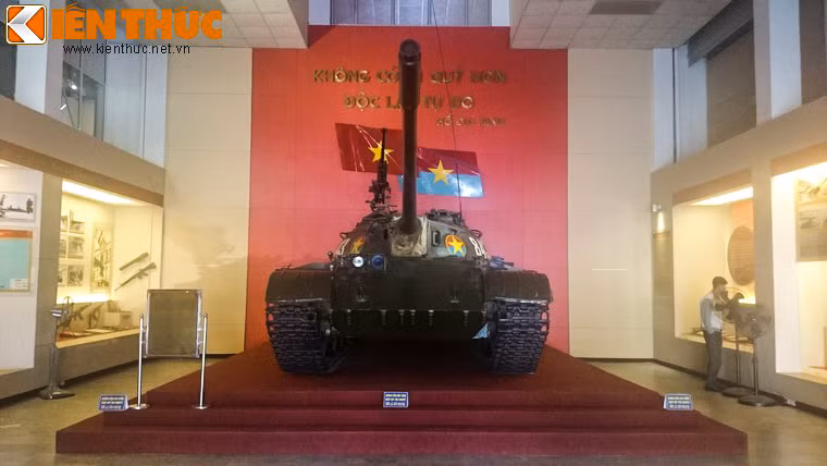 Ngày 24/4/1975, xe tăng 843 cùng Đại đội 4, Tiểu đoàn 1, H203 thuộc Quân đoàn 2 chỉ còn cách Sài Gòn 100 km nhận được lệnh làm mũi tiên phong. Tới 9:30 sáng ngày 30/4, lực lượng cùng xe tăng 843 vào tới cầu Sài Gòn.