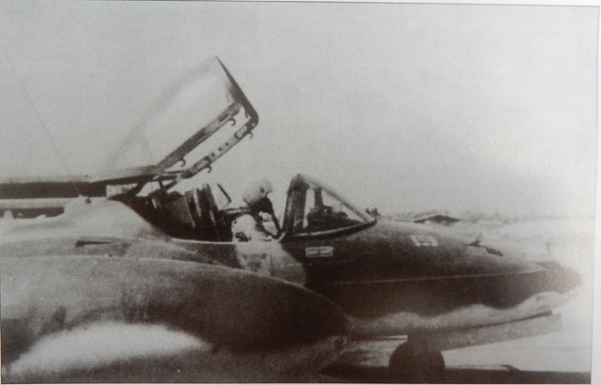 Sau ngày 30/4 các máy bay cường kích A-37 "loại 2" tiếp tục được Không quân Việt Nam thu hồi và sửa chữa để có thể đưa vào sử dụng trong thời gian sau này, đặc biệt trong cuộc chiến tranh bảo vệ Biên giới Tây Nam. Nguồn ảnh: KQND.