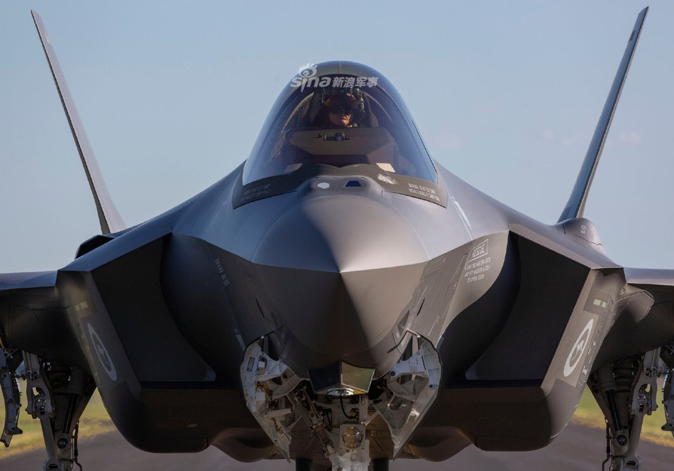 Không quân Mỹ với lợi thế "đồ nhà trồng được" dự kiến sẽ đặt mua tổng cộng lên tới 1763 máy bay F-35A. Ngoài ra lực lượng Không quân Hải quân Mỹ cũng dự kiến sẽ mua tổng cộng khoảng gần 400 chiếc F-35B. Nguồn ảnh: Sina.