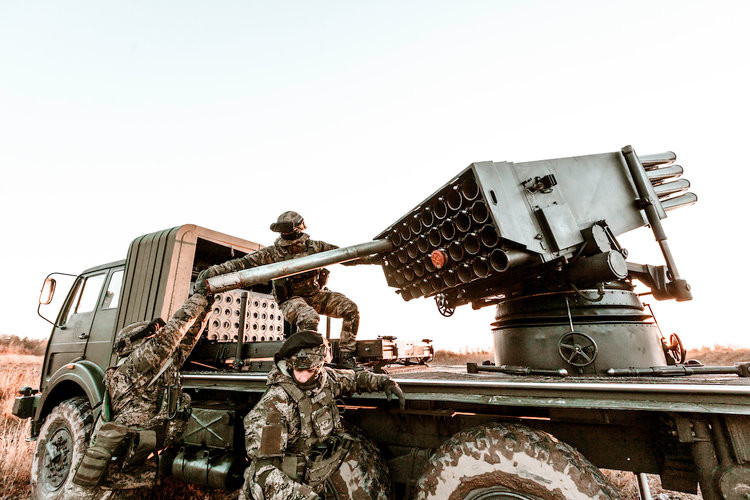 Croatia cũng gia nhập NATO cùng ngày với Albania. Hai quốc gia kể trên từng thuộc Nam Tư cũ này trước khi gia nhập NATO đã tham gia các hoạt động tập trận, huấn luyện và đào tạo phòng thủ chung của NATO. Nguồn ảnh: BI.