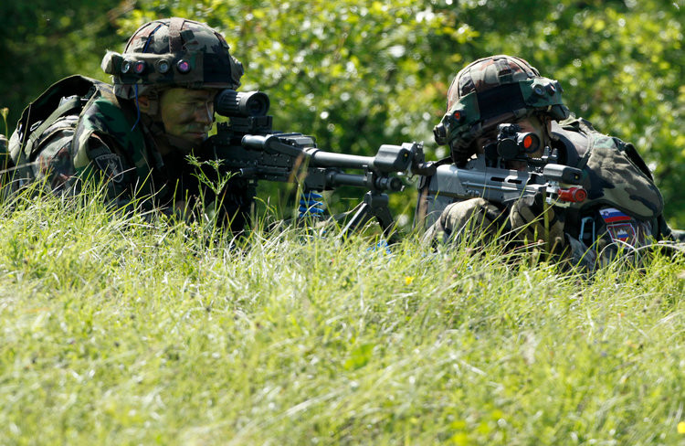 Bên cạnh đó là Slovenia - quốc gia quốc gia dành độc lập từ Nam Tư trước đó chỉ ít năm cũng gia nhập NATO vào ngày 29/3/2004. Nguồn ảnh: BI.