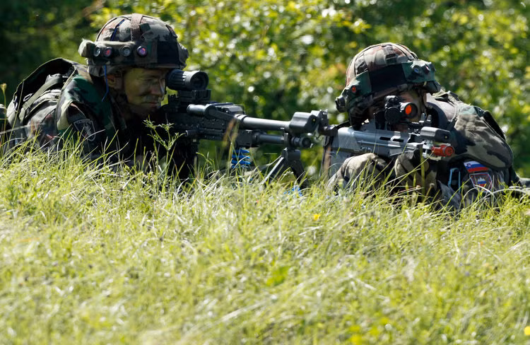 Bên cạnh đó là Slovenia - quốc gia quốc gia dành độc lập từ Nam Tư trước đó chỉ ít năm cũng gia nhập NATO vào ngày 29/3/2004. Nguồn ảnh: BI.