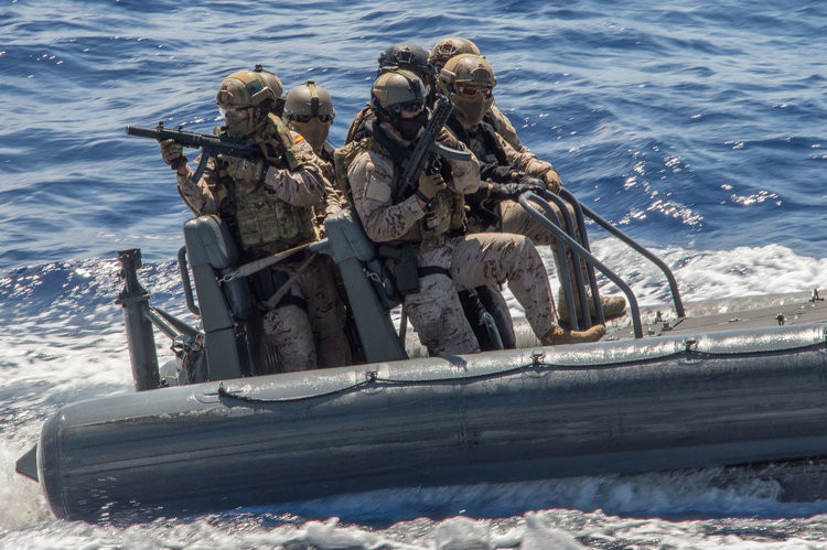 Bảy năm sau khi chế độ độc tài Franco ở Tây Ban Nha kết thúc, nước này mới chính thức là thành viên của NATO vào ngày 30/5/1980. Nguồn ảnh: BI.