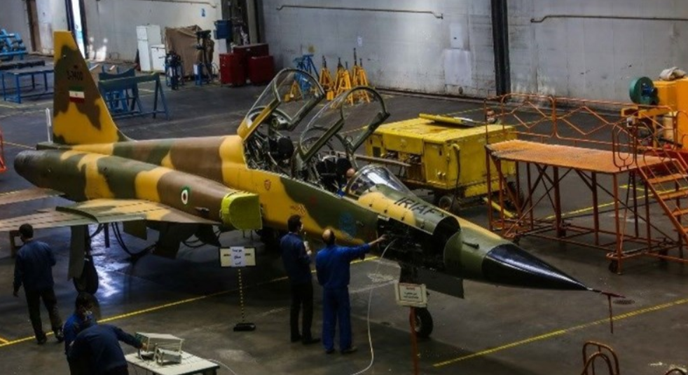 Hiện tại, đang có ít nhất 2 chiếc Kowsar đang phục vụ trong biên chế của Không quân Hồi giáo Iran. Nguồn ảnh: QQ.