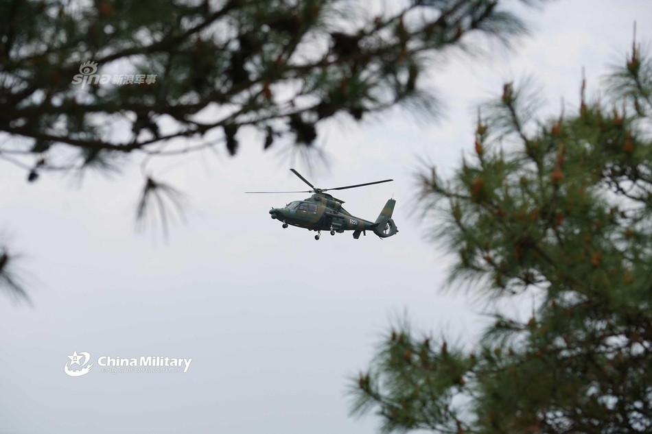 Loại trực thăng này không những có khả năng vận tải mà còn có khả năng vũ trang hoả lực để yểm trợ lực lượng bộ binh dưới mặt đất. Nguồn ảnh: Sina.