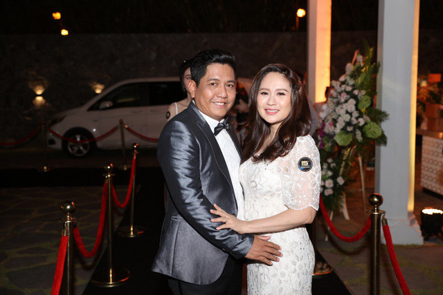 Hồ Ngọc Hà bất ngờ xuất hiện tình tứ bên Kim Lý sau ồn ào sắp làm đám cưới - Hình 10 Ho Ngoc Ha bat ngo xuat hien tinh tu ben Kim Ly sau on ao sap lam dam cuoi-Hinh-10