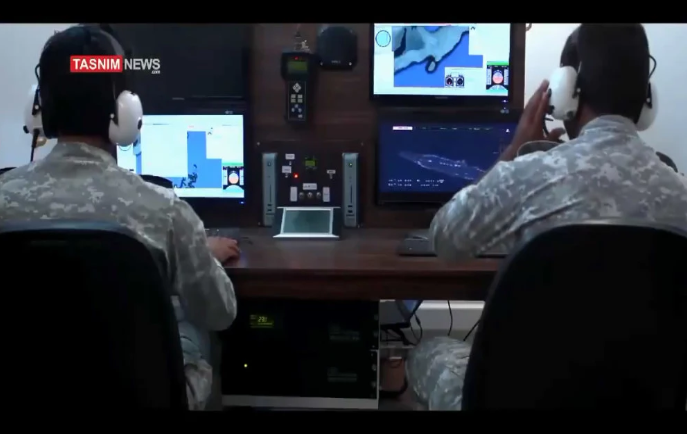 Phần lớn các máy bay không người lái trinh sát của Iran đều do nước này tự nghiên cứu và sản xuất. Ảnh: Bên trong phòng điều khiển của máy bay không người lái Iran. Nguồn ảnh: TASNIM.