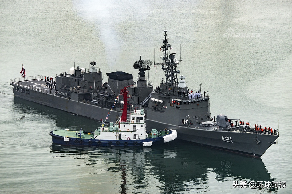 Khinh hạm hộ vệ tên lửa Type 025T của Hải quân Thái Lan mang tên HTMS Nerasuan có mặt tại Thanh Đảo. Đây là loại khinh hạm do Hải quân Thái Lan cùng với Trung Quốc thiết kế và đóng mới. Nguồn ảnh: Sina.