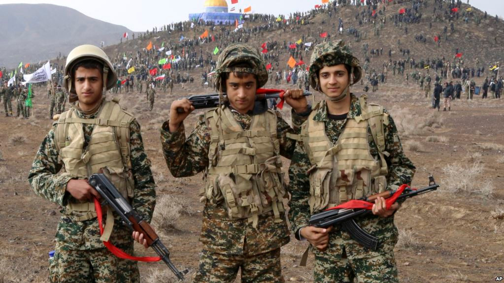 Một ví dụ về sự tác động của Vệ binh Cách mạng Hồi giáo Iran tới nền chính trị của nước này đó là cuộc bầu cử tổng thống Iran diễn ra vào năm 2009 và cuộc biểu tình sau bầu cử - tất cả đều có sự can thiệp có phần khá công khai của Vệ binh Cách mạng Hồi giáo. Nguồn ảnh: FABC.