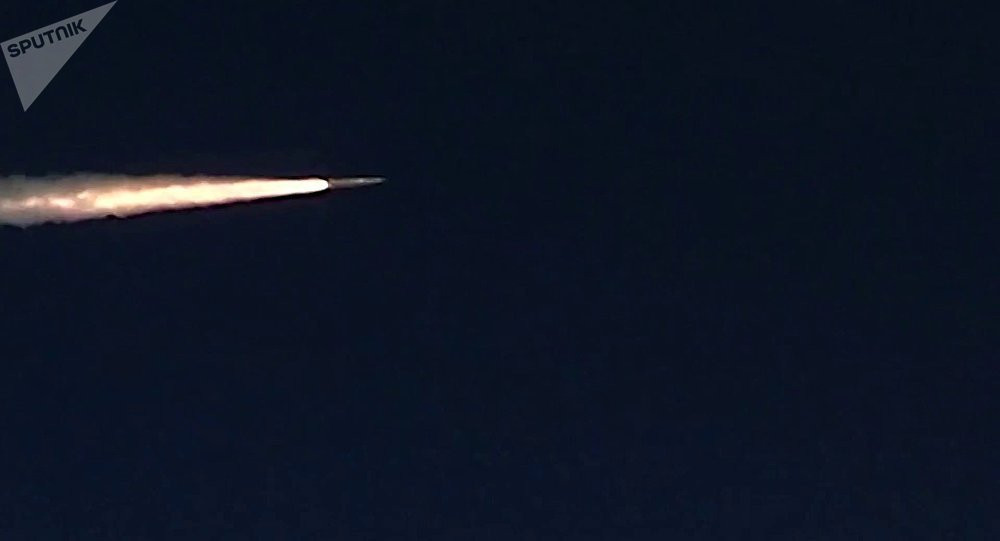 Tuần vừa rồi, quân đội Mỹ đã xác nhận lực lượng này hiện đang có tới 5 kế hoạch thử nghiệm vũ khí siêu siêu thanh trong thời gian tới đây. Đây được xem là động thái tăng tốc trong việc nghiên cứu và hoàn thiện thiết kế của loại vũ khí tương lai này. Nguồn ảnh: Sputnik.