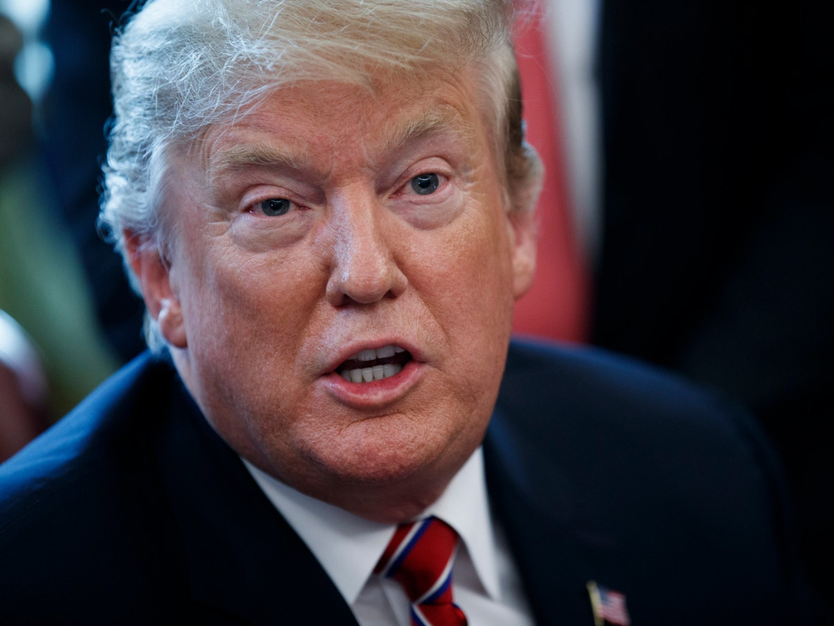 Tổng thống Mỹ Donald Trump cho biết bây giờ không phải là thời điểm thích hợp để đưa ra các thỏa thuận kinh tế với Triều Tiên, bao gồm cả việc mở lại một khu công nghiệp chung bị đóng cửa bởi các lệnh trừng phạt quốc tế