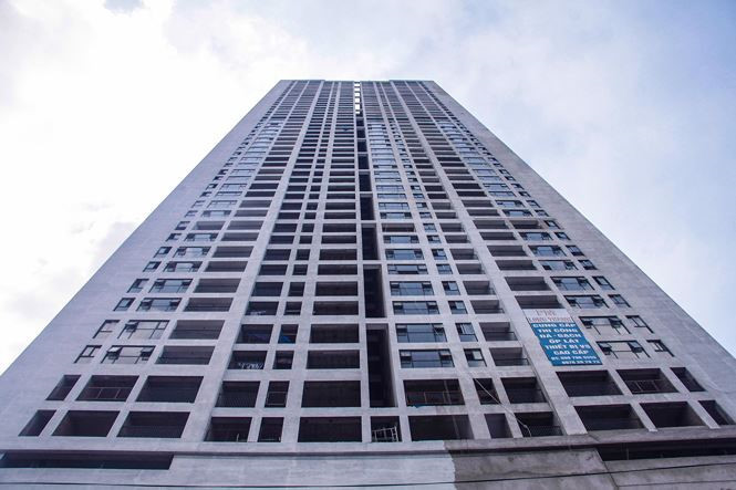 Tòa nhà được chủ đầu tư giới thiệu là tòa nhà cao nhất quận Hà Đông và là tòa nhà cao thứ 3 tại Hà Nội, sau Landmark 72 và Lotte Center. Ảnh: Tiền phong.