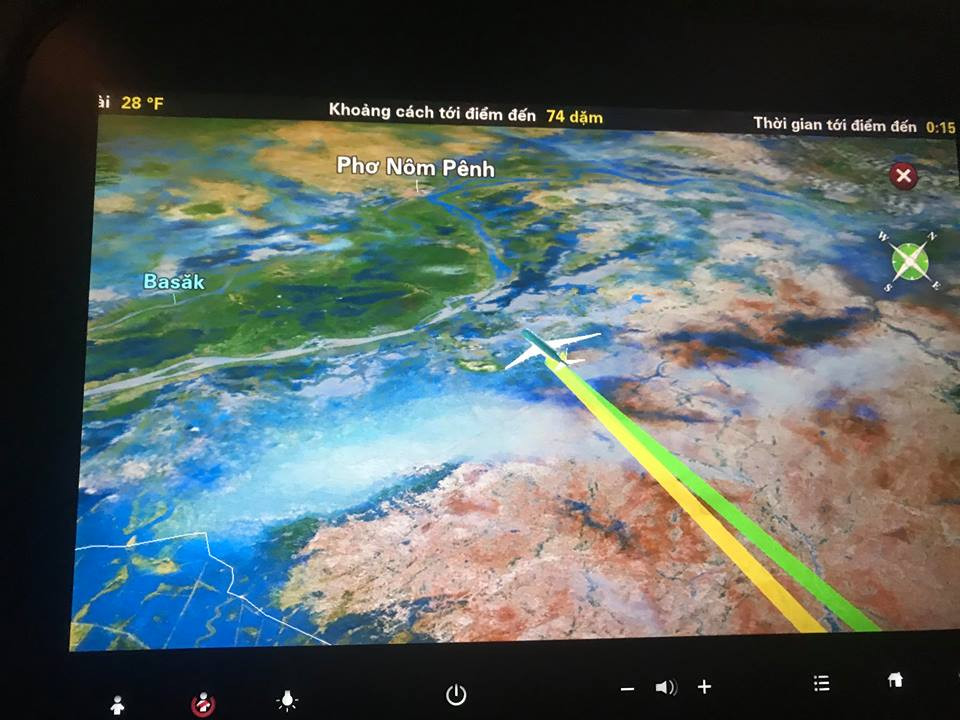 Hanh khach choang vang vi chuyen bay 