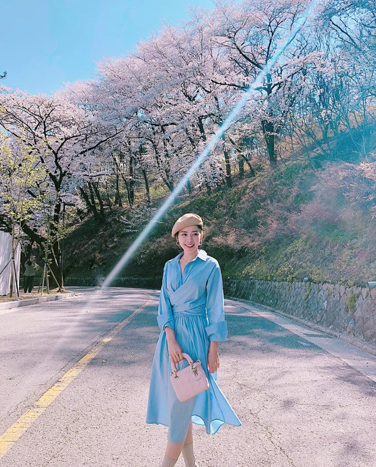 Ít khoe "chiến lợi phẩm" shopping nhưng Chi Pu là một trong những tín đồ hàng hiệu đích thực. Ảnh: Vietnamnet.