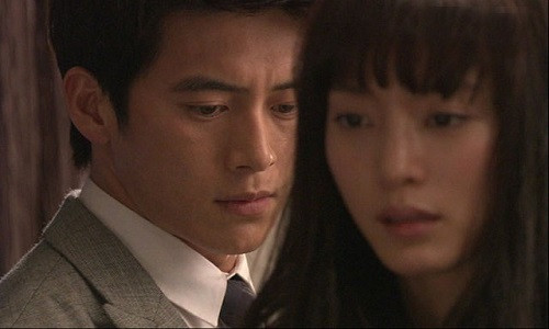 Bo co nghiep theo nu bac si, nam giam doc nhan ket dang