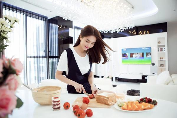 Căn nhà Ngọc Trinh mơ ước đã được cô hoàn thành.