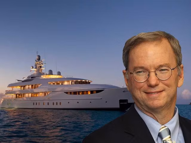 Chủ tịch Google Eric Schmidt thường lái du thuyền 72 triệu USD đến Riviera của Pháp và các điểm nghỉ dưỡng khác. Ảnh: BI.