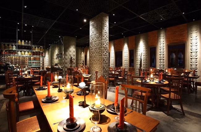 Cham Charm có diện tích 5.000m2, có thể chứa đến 600 khách. Ảnh: Nhommua.