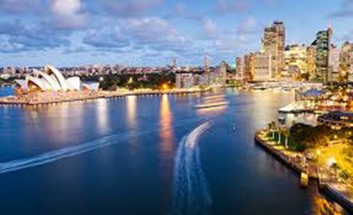 Australia đứng vị trí thứ 2 với tài sản bình quân 411.060 USD/người. Australia cũng là nơi định cư lý tưởng của các triệu phú khi thu hút khoảng 10.000 người có giá trị tài sản từ 1 triệu USD trở lên nhập cư.Ảnh: CNN.