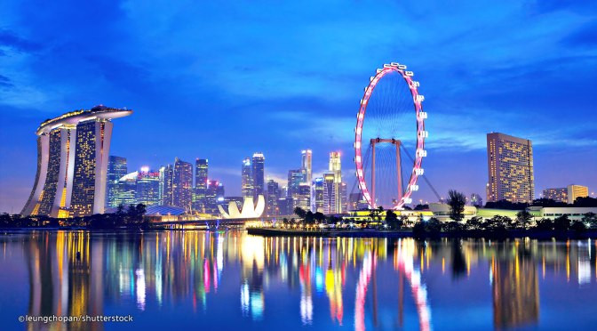 Đảo quốc bé nhỏ Singapore đứng vị trí thứ 9 trong nhóm nước giàu nhất thế giới với tài sản bình quân 283.260 USD/người. Ảnh: Viettravel.