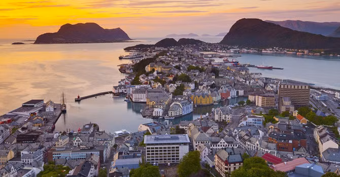 Không chỉ giàu có về mặt vật chất (tài sản bình quân 286.710 USD), Đan Mạch còn là quốc gia hạnh phúc nhất thế giới. Ảnh: Huffington Post.