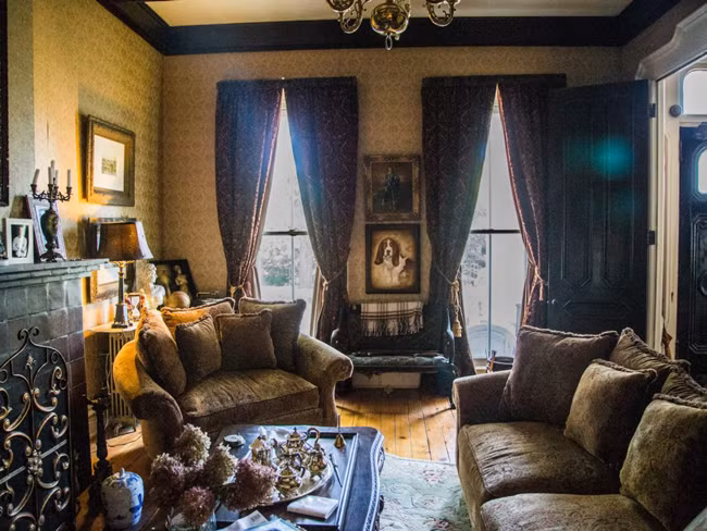 Biệt thự rộng gần 672m2, có 6 phòng ngủ, 6 phòng tắm và nằm trong một khuôn viên rộng tới hơn 8.000m2.