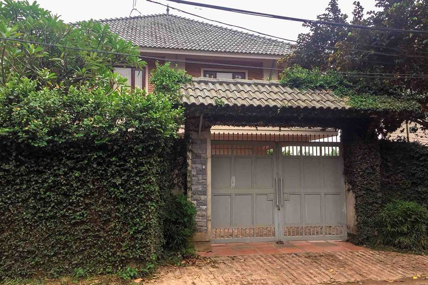 Có cả biệt thự đồ sộ được xây để cho thuê. Ảnh: Tiền phong.