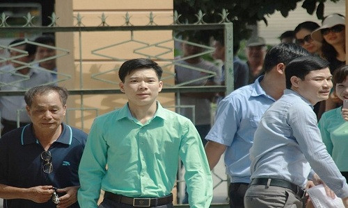 BS Hoang Cong Luong bi truy to toi 10 nam tu vi loi chu quan