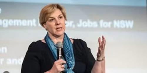 Bà Robyn Denholm cũng là thành viên của Viện Kế toán Chartered tại Úc và New Zeland. Ảnh: Business Insider.