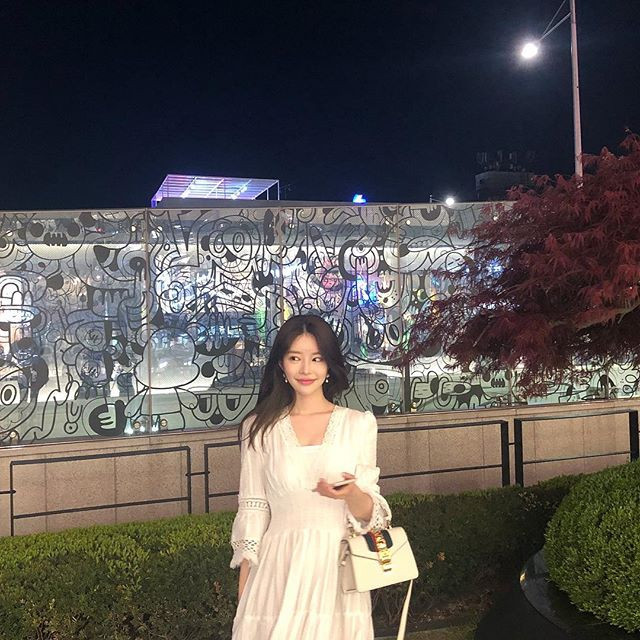 Một vài hình ảnh khác của bạn gái mới Seungri Big Bang