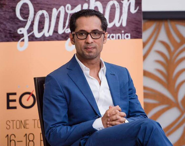Ngoài ra, Dewji còn từng là nghị sĩ Quốc hội từ năm 2005 đến 2015 và luôn thu hút đám đông mỗi khi xuất hiện tại các sự kiện công khai. Ảnh: Ranked Wiki.