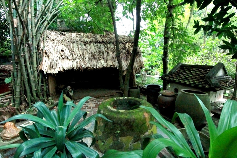 Giếng nước cổ gợi nhớ hồn quê Việt. Ảnh: Kinhtedothi.