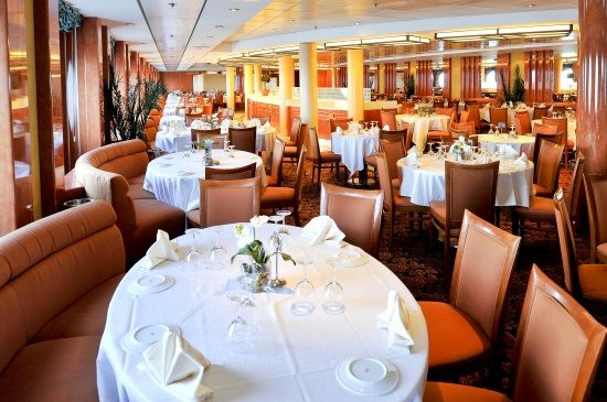 Khu vực ăn tiện nghi và sang trọng.