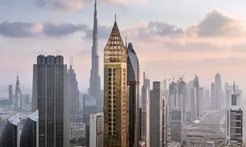 Với kiến trúc khổng lồ cao tới 356,3m, khách sạn Gevora tại trung tâm Dubai, đã vượt qua tòa nhà JW Marriot Marquis (355m) và trở thành khách sạn cao nhất thế giới. Ảnh: Agoda.
