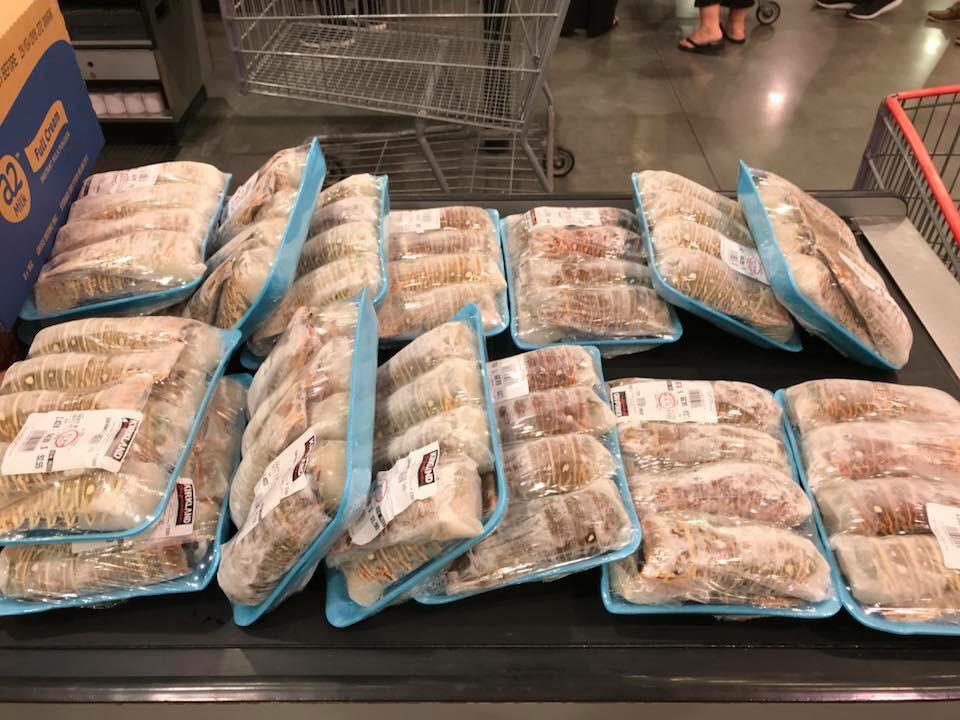 Tuy nhiên, một số khách hàng cho biết đuôi tôm tùm Úc toàn thịt nên không quá đắt so với tôm nguyên con. Ảnh: FB Hàng xách tay Mỹ Úc Nhật Hàn.