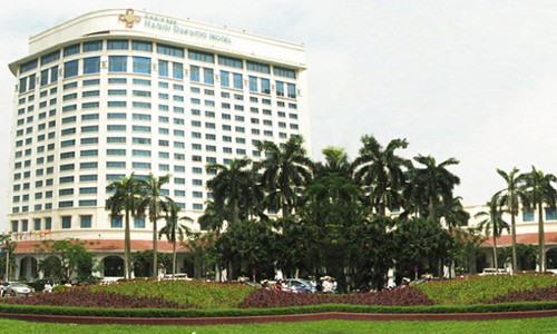 Đây là lần hiếm hoi cả đội tuyển được ăn ở tại khách sạn có tiêu chuẩn 5 sao như Daewoo. Ảnh: Vietnamfinance.