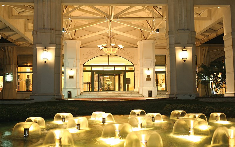 Khách sạn từng đón nhiều chính khách cao cấp quốc tế như cựu Tổng thống Mỹ Bill Clinton, Tổng thống Nga Vladimir Putin...Ảnh: Chudu24.