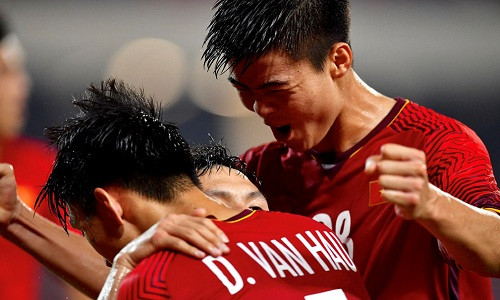 Tuyen Viet Nam va muc tieu tim lai vinh quang sau 10 nam