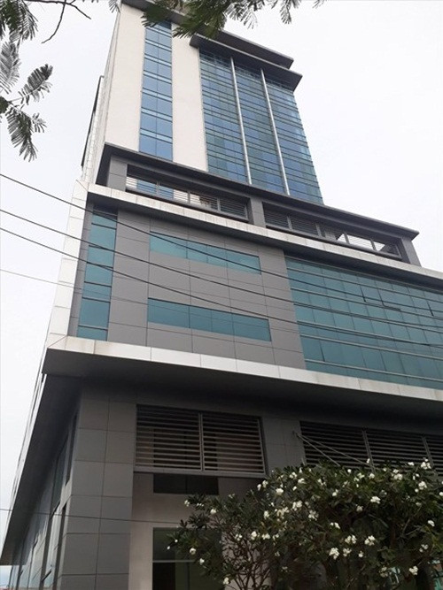 Tuy nhiên, sau khi xây dựng xong tòa nhà Bạc Liêu Tower hầu như không sử dụng nên rất lãng phí. Ảnh: Lao động.