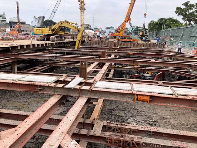 Trong đơn, người dân phản ánh một số dấu hiệu vi phạm như chủ đầu tư chưa bồi thường và giải phóng mặt bằng vẫn được cấp phép quy hoạch; năng lực tài chính của chủ đầu tư, dự án chưa đủ điều kiện kinh doanh nhưng đã và đang bán ra thị trường...Ảnh: Skylandgroup.