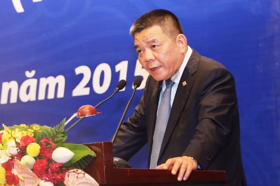 Ông Trần Bắc Hà sinh năm 1956 tại Hà Nội. Trước khi nghỉ hưu vào tháng 9/2016, ông Hà có 35 năm gắn bó với ngân hàng BIDV. Ảnh: Lao động.