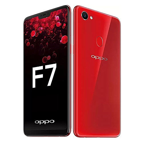 Oppo F7 có lợi thế hơn Bphone thế hệ 3 ở khả năng selfie khi camera trước có độ phân giải lên đến 25MP. Tuy nhiên, máy lại không hỗ trợ sạc nhanh. Ảnh: Jumia Kenya.