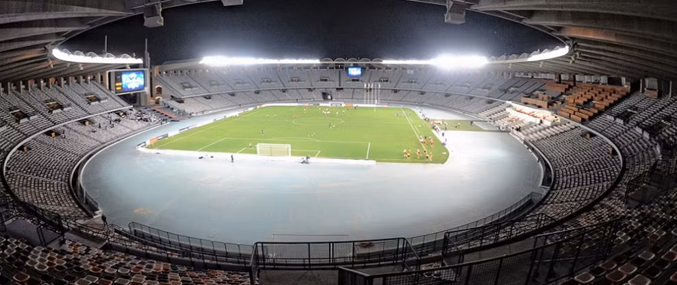 Đầu năm nay, sân vận động Zayed Sports City đã được sửa chữa và nâng cấp lại ở nhiều hạng mục như khu vực phòng chờ VIP, văn phòng hành chính, văn phòng hạng A...Ảnh: CelebrityAccess.