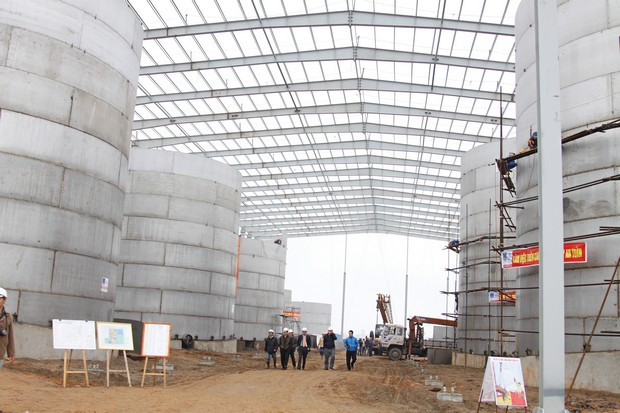 Dự án Nhà máy nhiên liệu sinh học Phú Thọ (Ethanol Phú Thọ) có vốn đầu tư 2.400 tỷ đồng, khởi công từ tháng 6/2009 trên diện tích 50ha tại huyện Tam Nông, Phú Thọ. Ảnh: PVC.