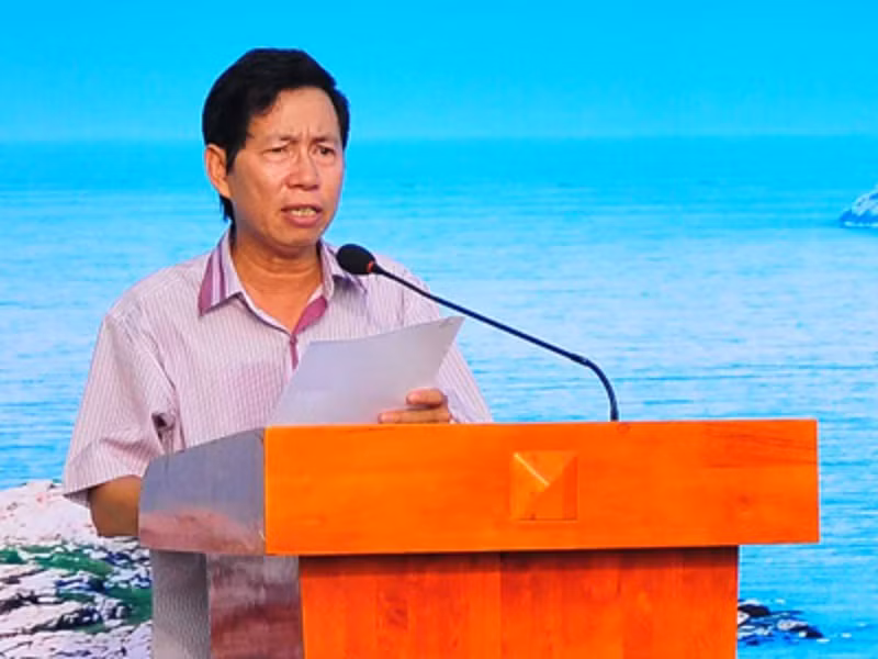 Chiều 28/11, đại diện Công an tỉnh Khánh Hòa cho biết, Cơ quan điều tra vừa ra quyết định khởi tố bị can đối với ông Lê Huy Toàn (SN 1964, quê Quảng Bình, Phó Chủ tịch UBND TP Nha Trang). Ảnh: Báo Khánh Hòa.