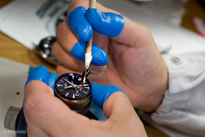 Phòng làm việc Micro Artist Studio – Seiko Epson đảm nhiệm các công đoạn hoàn thiện và trang trí cho thương hiệu cao cấp nhất của đồng hồ Seiko là Credor.