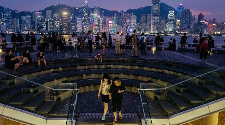 Theo công bố này, sức mua của phụ nữ ở châu Á đang ngày càng có xu hướng tăng. Ảnh: Branding in Asia.