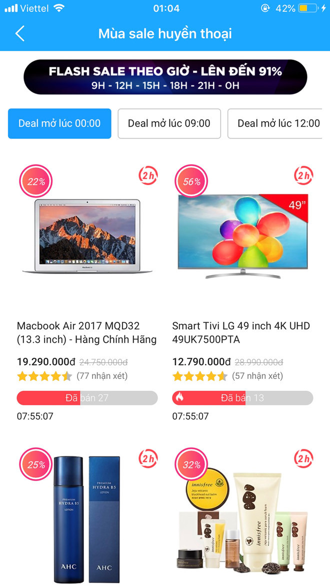 Một số sản phẩm nhanh chóng vơi dần số lượng hoặc hết hàng chỉ sau ít phút mở bán. Ảnh: Zing.